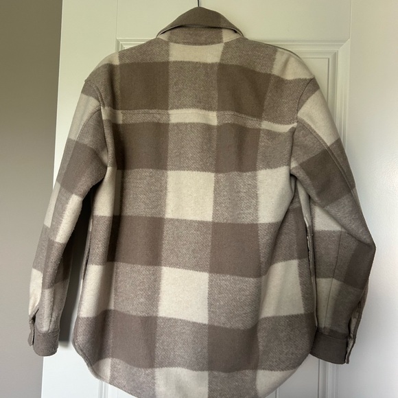 Abercrombie Plaid Shacket - Picture 2 of 4